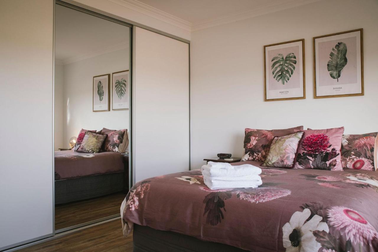 The Mains Guest House 2 Bedroom Farm Stay Corrigin 외부 사진