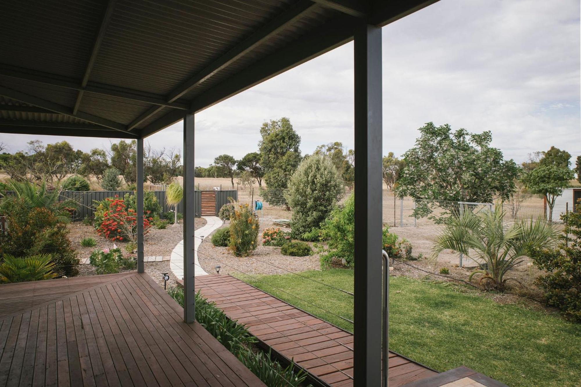 The Mains Guest House 2 Bedroom Farm Stay Corrigin 외부 사진